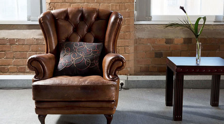 Перетяжка кожаного кресла